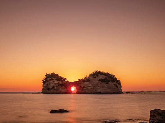 円月島の夕景