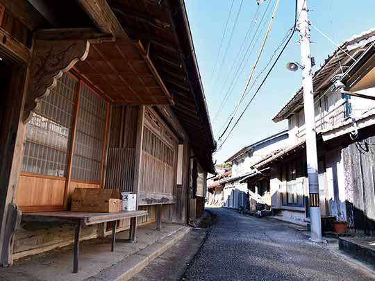 出羽島の町並み